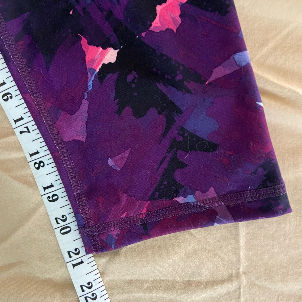3 pairs Old Navy Active Leggings - Picture 5 of 7